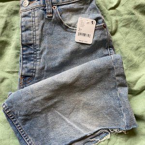 Free People CRVY 90s Midi Denim Short - Size 27